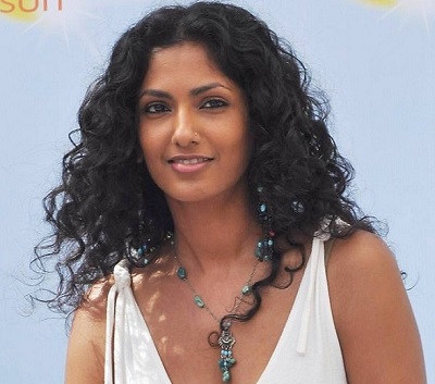 22 Indian celebrities with curly hair | CurlsandBeautyDiary (400 x 353 Pixel)